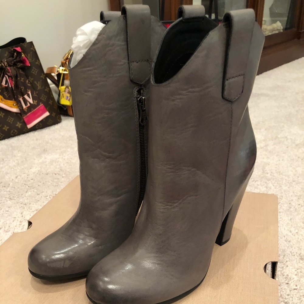 Kork-Ease Gray Leather Ankle Booties with Side Zip